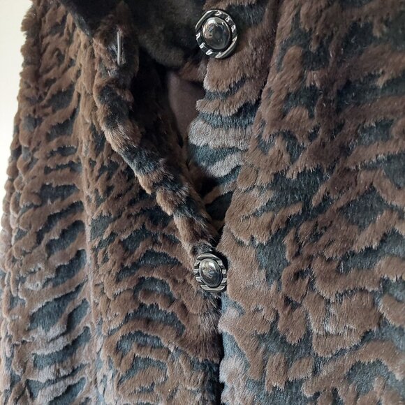 Novelti Women’s Animal Print Faux Fur Warm Coat, Size 11/12 - Picture 3 of 12